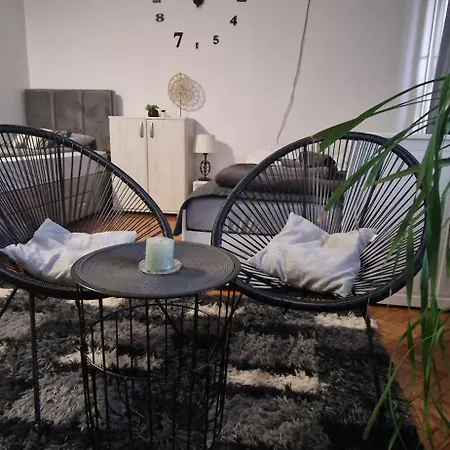 Aparmani Djuric * Subotica