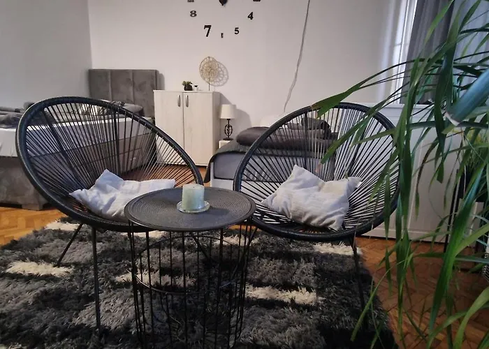 Aparmani Djuric * Subotica