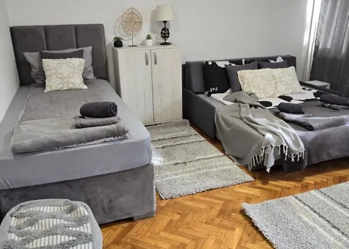 Apartament Aparmani Djuric *